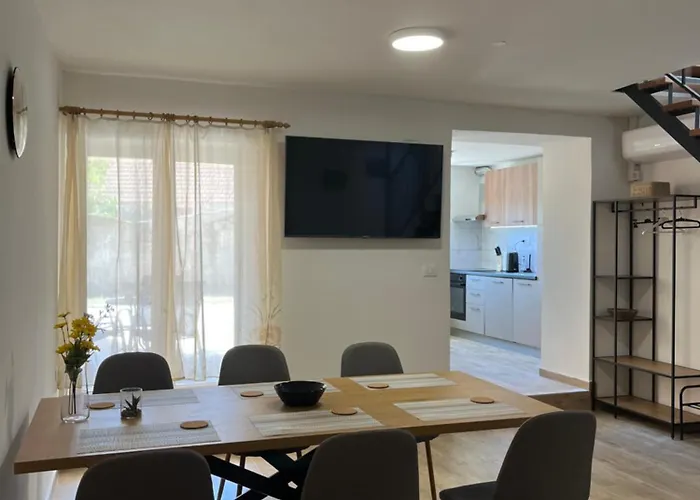 The Nook ביליצה